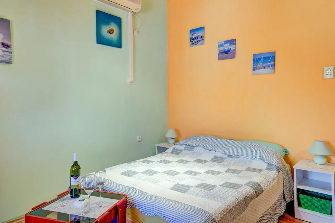 Apartment In Center Pula Croatia